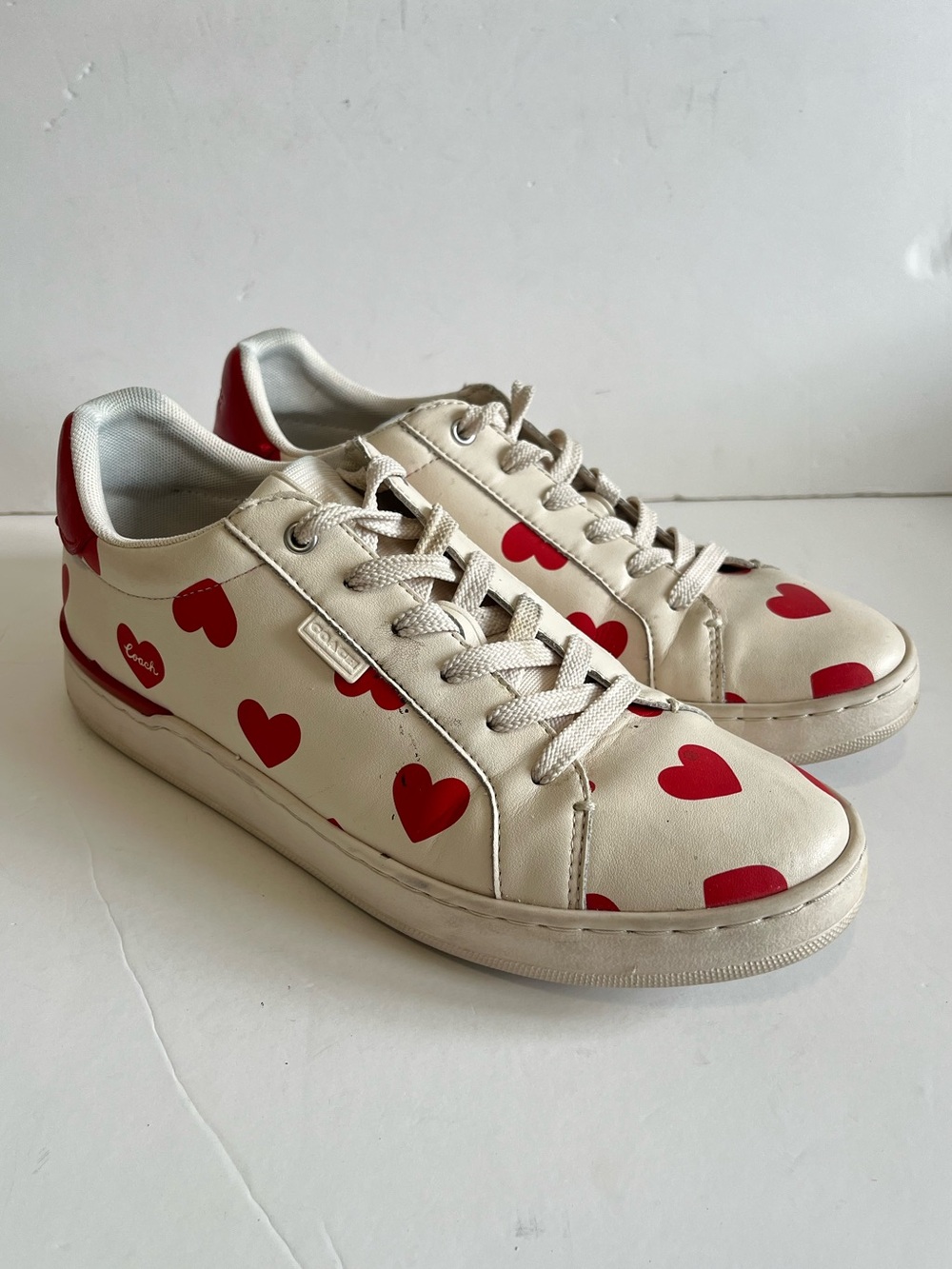 Coach Women's Lowline Heart Print Leather Sneakers Size 8.5B - Picture 2 of 10